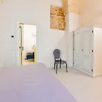 Casa Magade